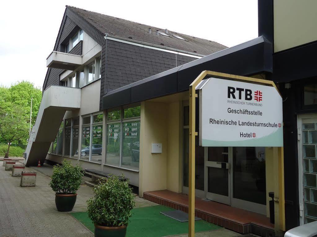 Rtb-Hotel - Sportschule Bergisch Gladbach Buitenkant foto